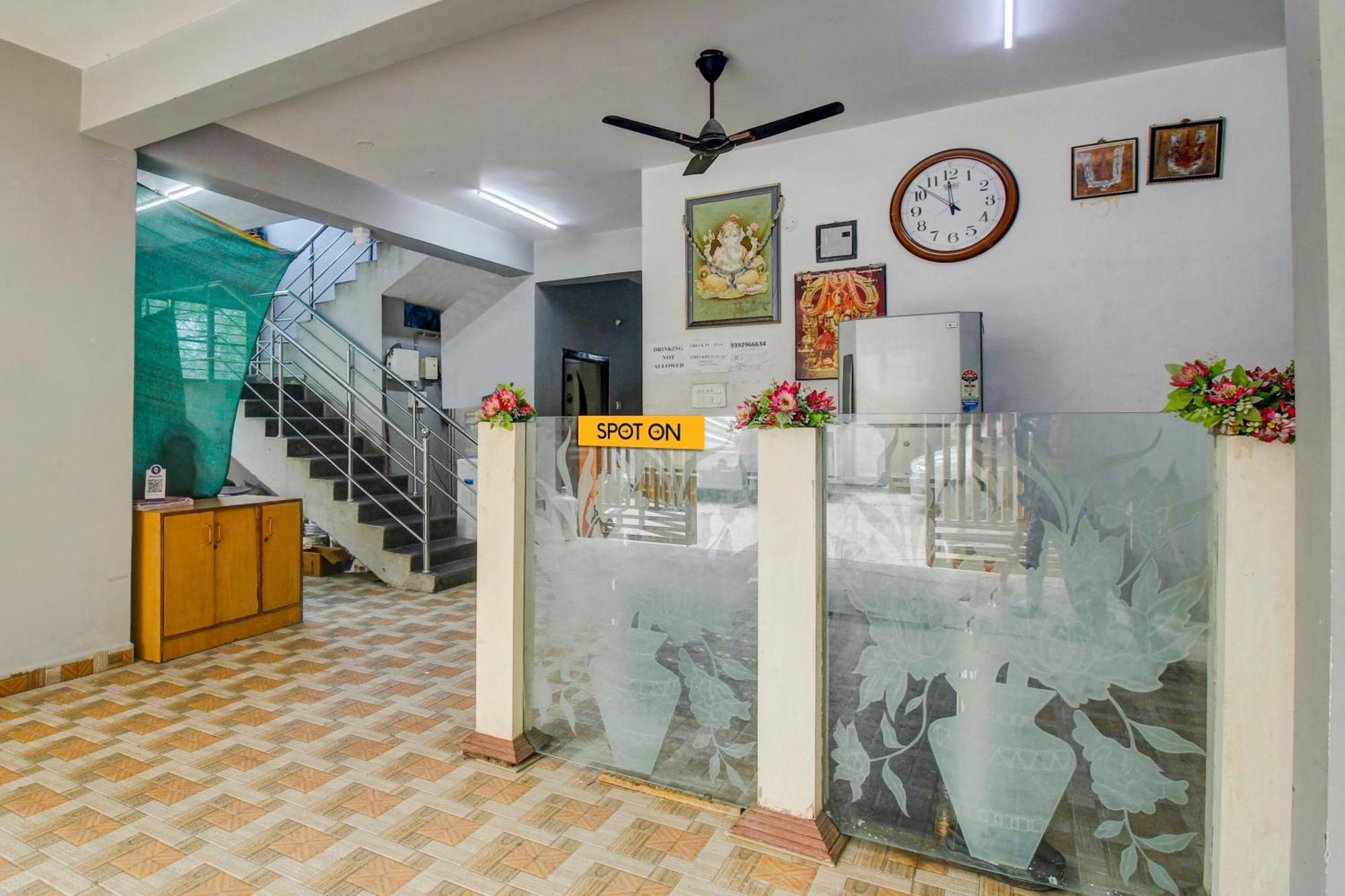 Spot On Sankalp Residency Hotel Hyderabad Ngoại thất bức ảnh